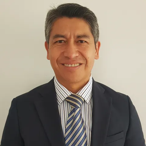 Médico Leonardo Ordoñez, parte del equipo de la Clínica Universitaria Colombia en Bogotá